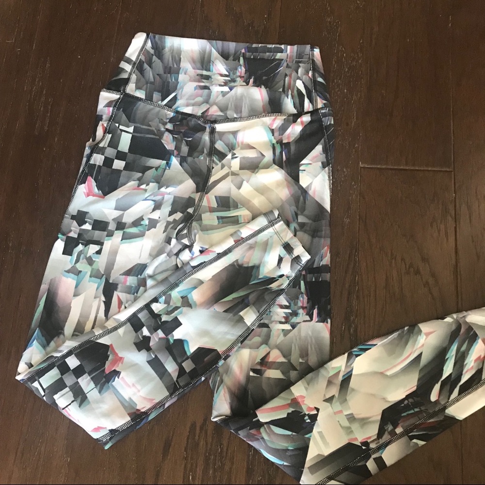 Nike Legend Dry Fit Leggings Women’s Small